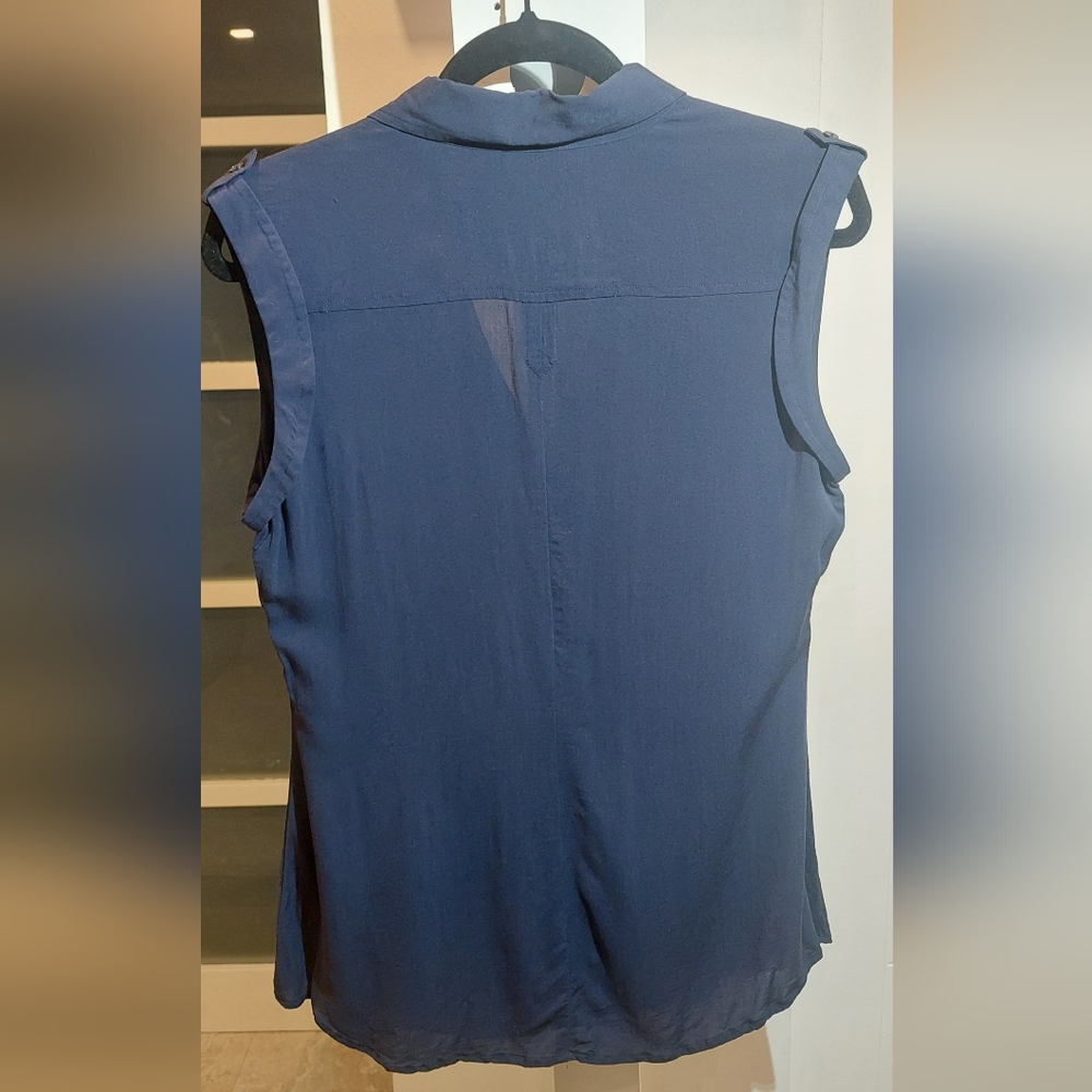Express Navy Sleeveless Blouse - Picture 4 of 7